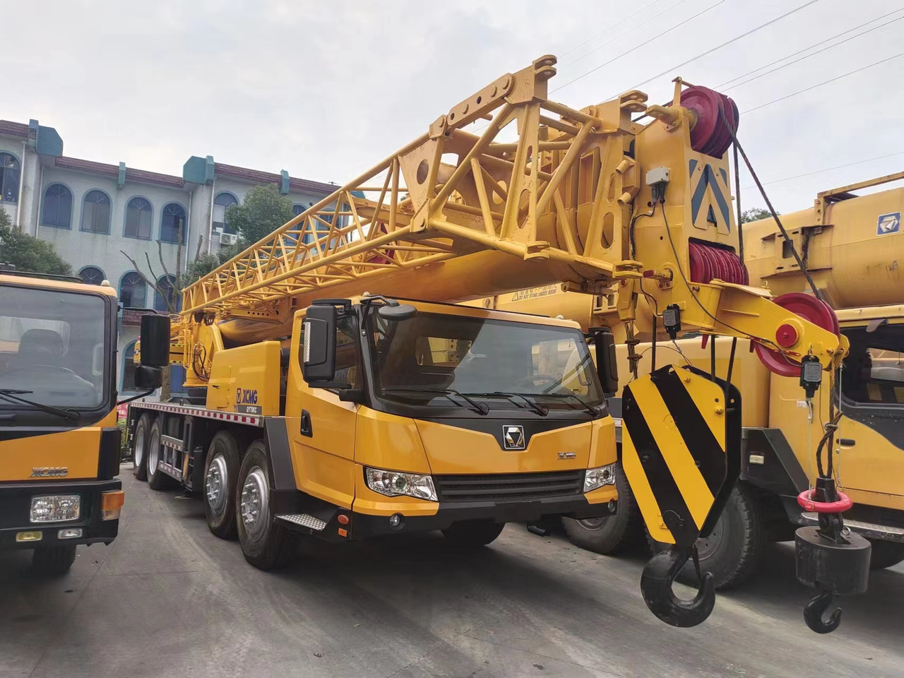 XCMG QY70KC QY70K 70tons xcmg truck crane QY50 QY100 - موبايل كرين: صورة 1 XCMG QY70KC QY70K 70tons xcmg truck crane QY50 QY100 - موبايل كرين: صورة 1