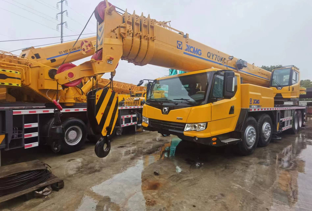 XCMG QY70K - موبايل كرين: صورة 1 XCMG QY70K - موبايل كرين: صورة 1