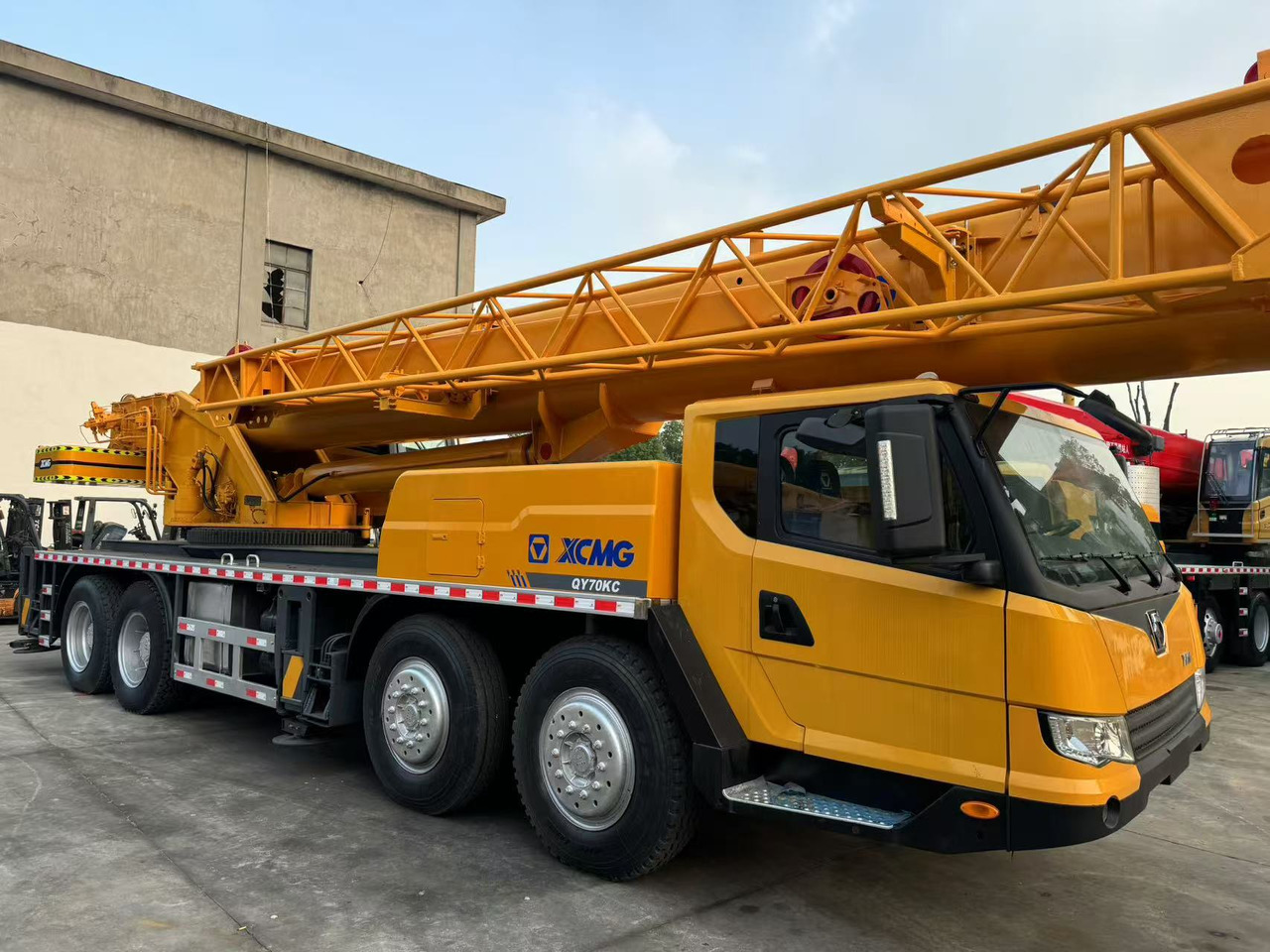 XCMG QY70K - موبايل كرين: صورة 3 XCMG QY70K - موبايل كرين: صورة 3
