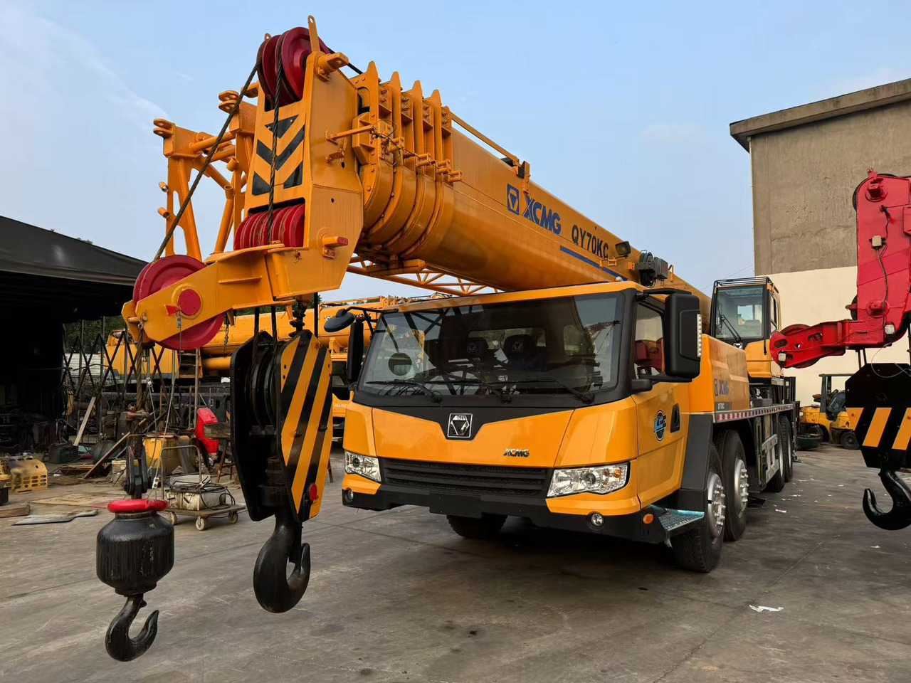 XCMG QY70K - موبايل كرين: صورة 1 XCMG QY70K - موبايل كرين: صورة 1