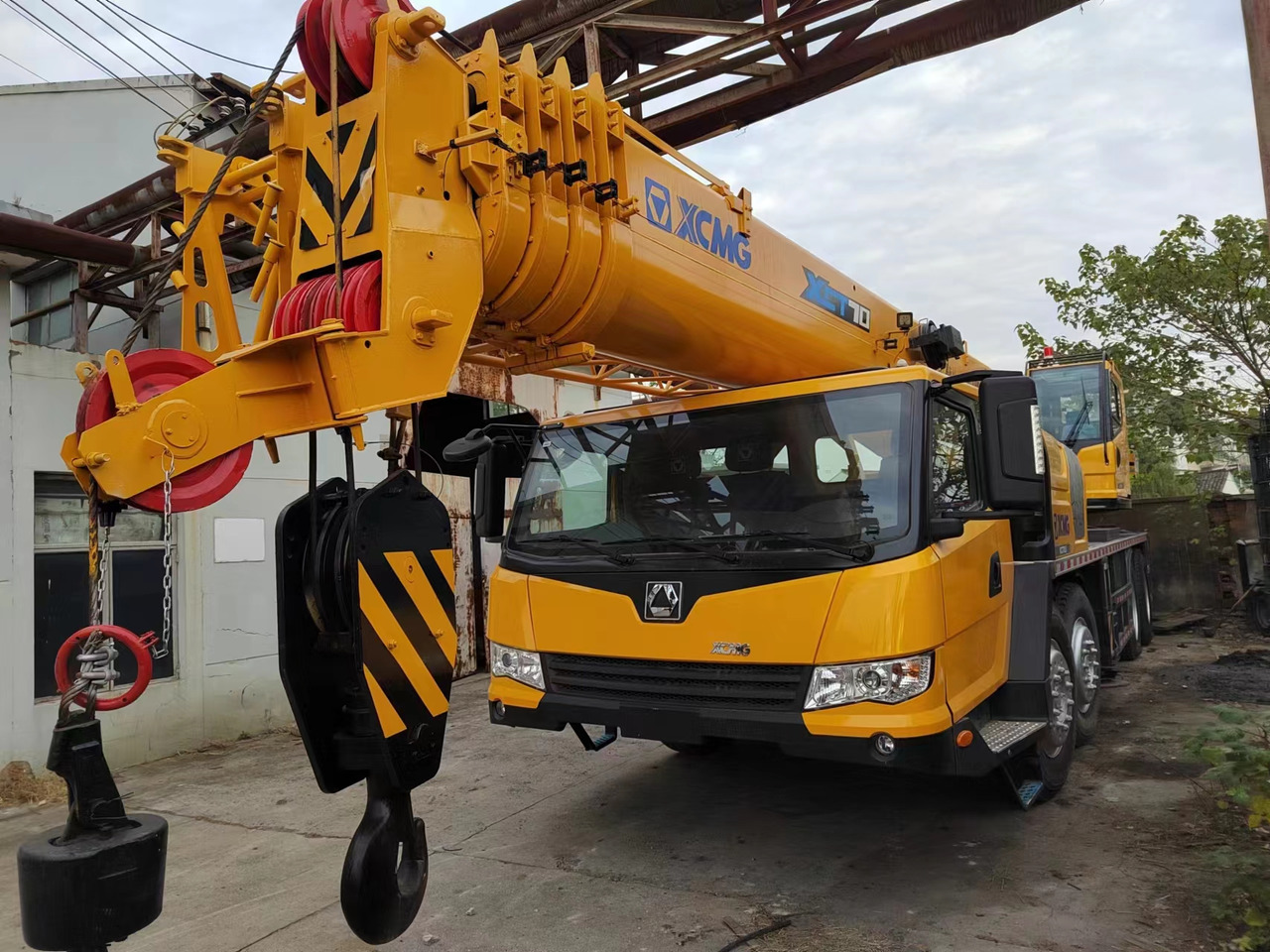 XCMG QY70K - موبايل كرين: صورة 1 XCMG QY70K - موبايل كرين: صورة 1