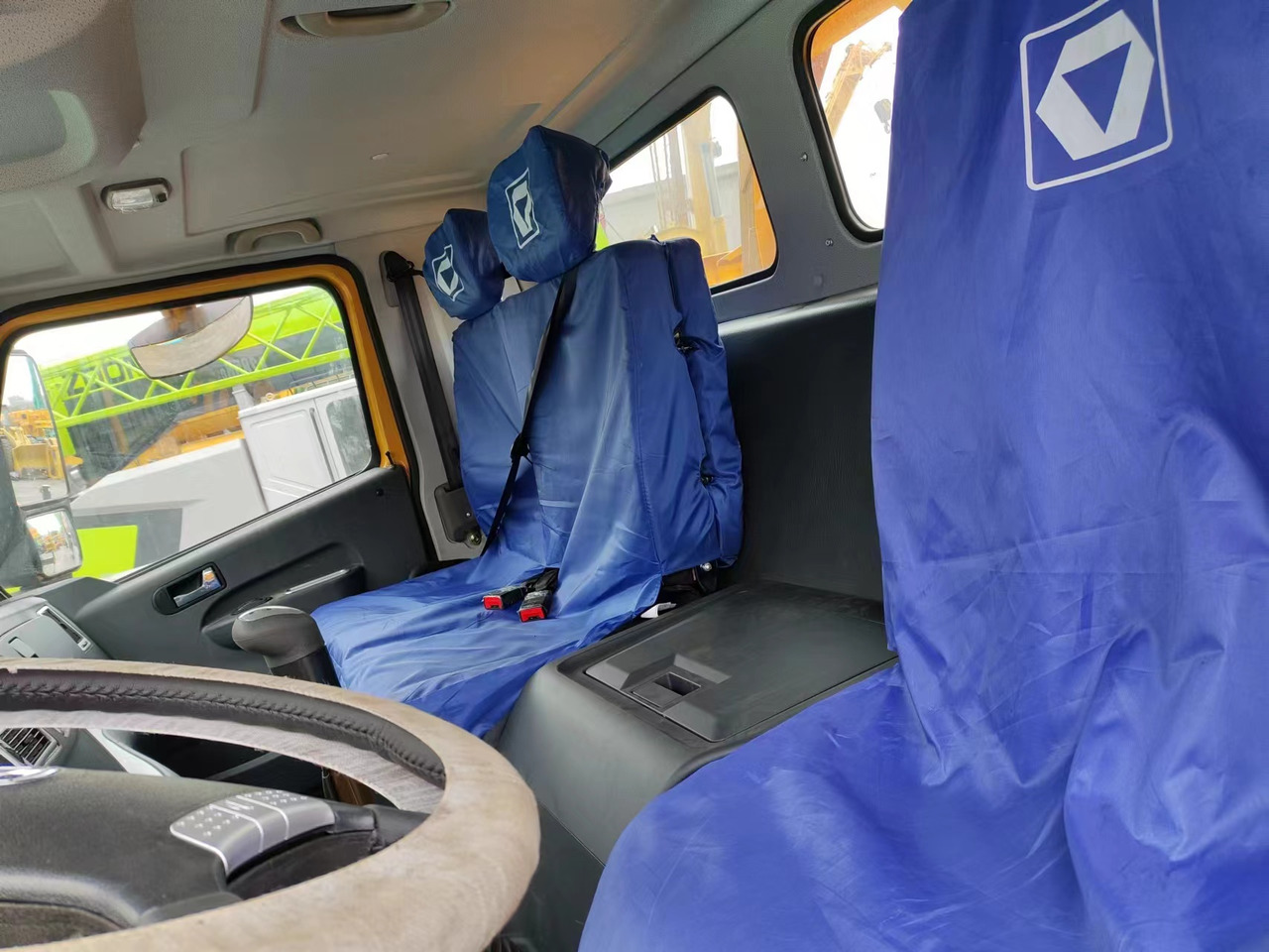 XCMG QY75K - موبايل كرين: صورة 5 XCMG QY75K - موبايل كرين: صورة 5