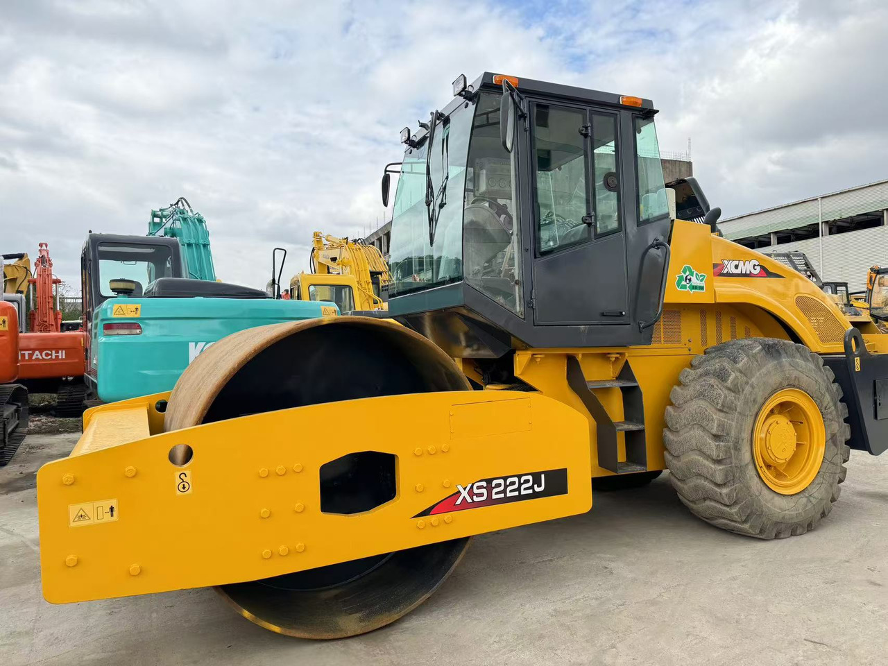 XCMG XS222J - مدحلة ضاغطة: صورة 2 XCMG XS222J - مدحلة ضاغطة: صورة 2