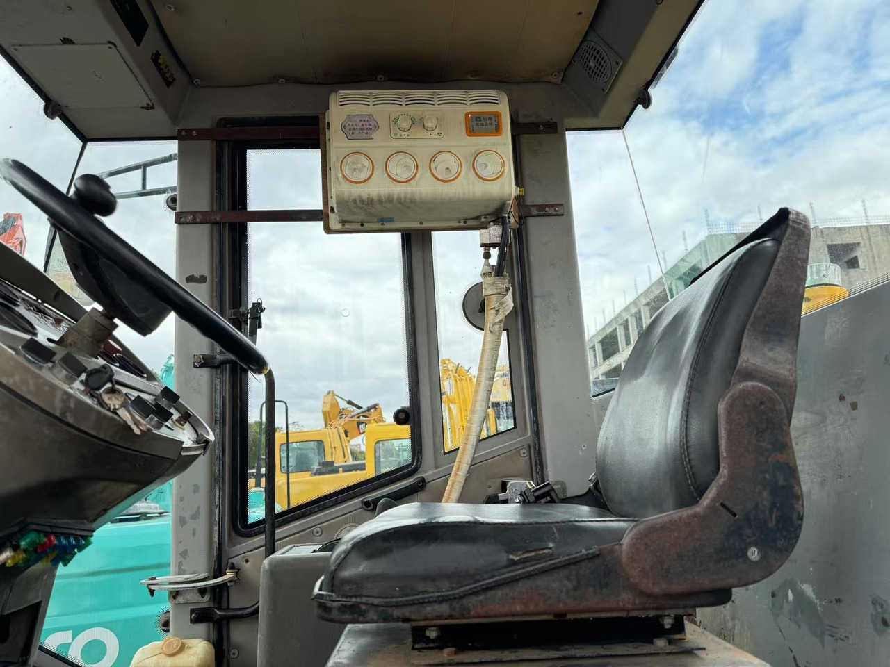 XCMG XS222J - مدحلة ضاغطة: صورة 5 XCMG XS222J - مدحلة ضاغطة: صورة 5