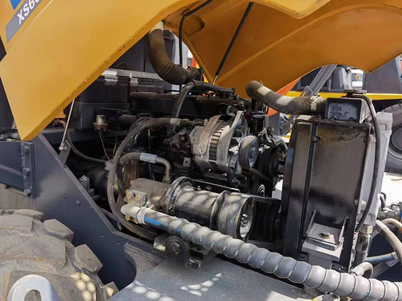 XCMG XS60J - مدحلة ضاغطة: صورة 4 XCMG XS60J - مدحلة ضاغطة: صورة 4