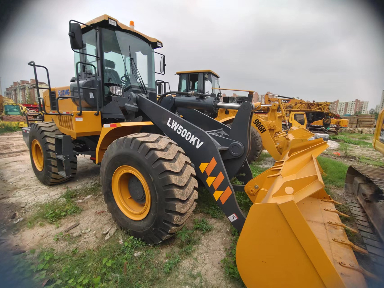 XCMG lw500kv - اللودر بعجل: صورة 2 XCMG lw500kv - اللودر بعجل: صورة 2
