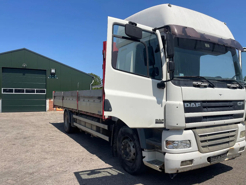 DAF CF 85 FLATBED TRUCK - شاحنات مسطحة: صورة 1 DAF CF 85 FLATBED TRUCK - شاحنات مسطحة: صورة 1