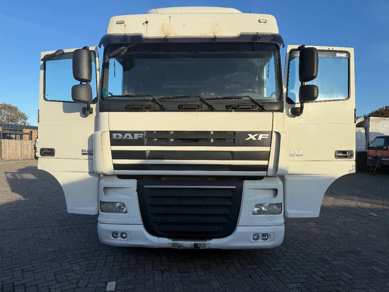 DAF XF 105.460 Tractor unit - وحدة جر: صورة 2 DAF XF 105.460 Tractor unit - وحدة جر: صورة 2