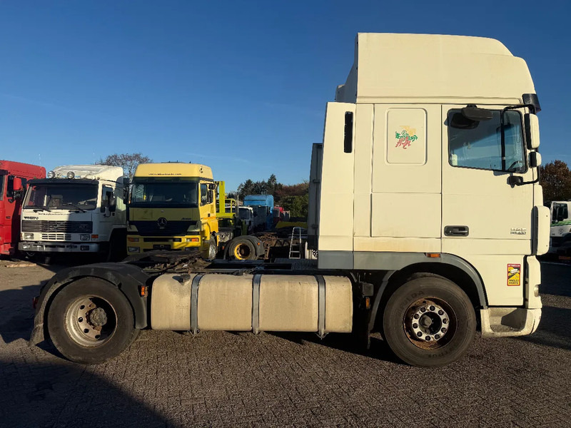 DAF XF 95.430 Tractor Unit - وحدة جر: صورة 4 DAF XF 95.430 Tractor Unit - وحدة جر: صورة 4