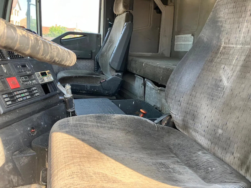 Iveco Eurostar 440.42 Tractor unit - وحدة جر: صورة 4 Iveco Eurostar 440.42 Tractor unit - وحدة جر: صورة 4