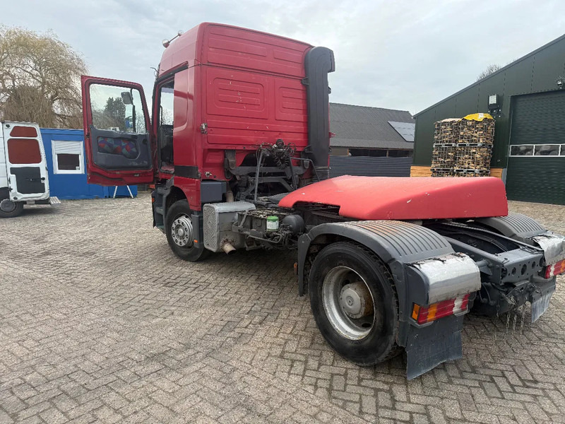 Mercedes-Benz Actros 1843 3 pedals - وحدة جر: صورة 5 Mercedes-Benz Actros 1843 3 pedals - وحدة جر: صورة 5