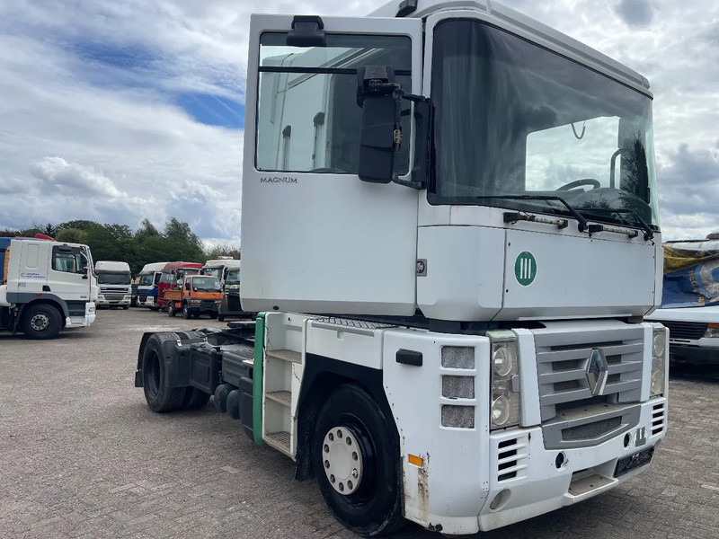 Renault Magnum 440 Tractor unit - وحدة جر: صورة 1 Renault Magnum 440 Tractor unit - وحدة جر: صورة 1