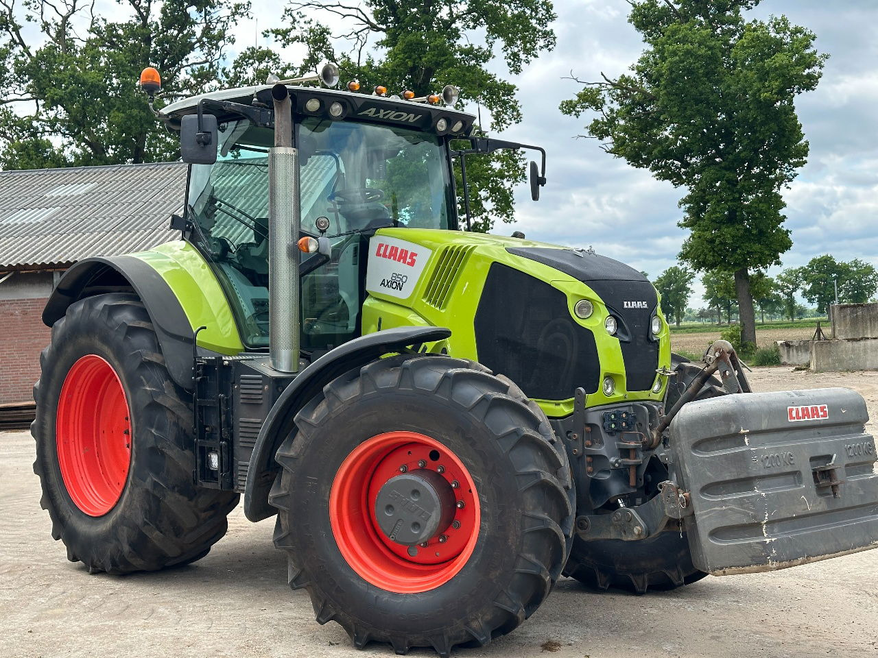 Claas Axion 850 Cmatic - جرار: صورة 4 Claas Axion 850 Cmatic - جرار: صورة 4