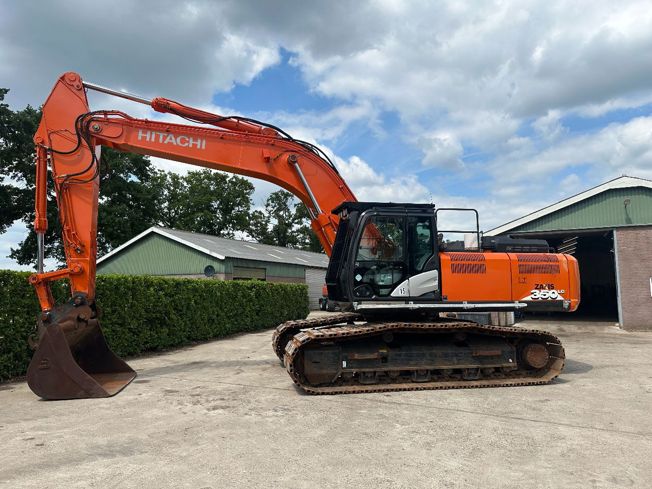 Hitachi ZX350LC-6 - حفار زحاف: صورة 3 Hitachi ZX350LC-6 - حفار زحاف: صورة 3