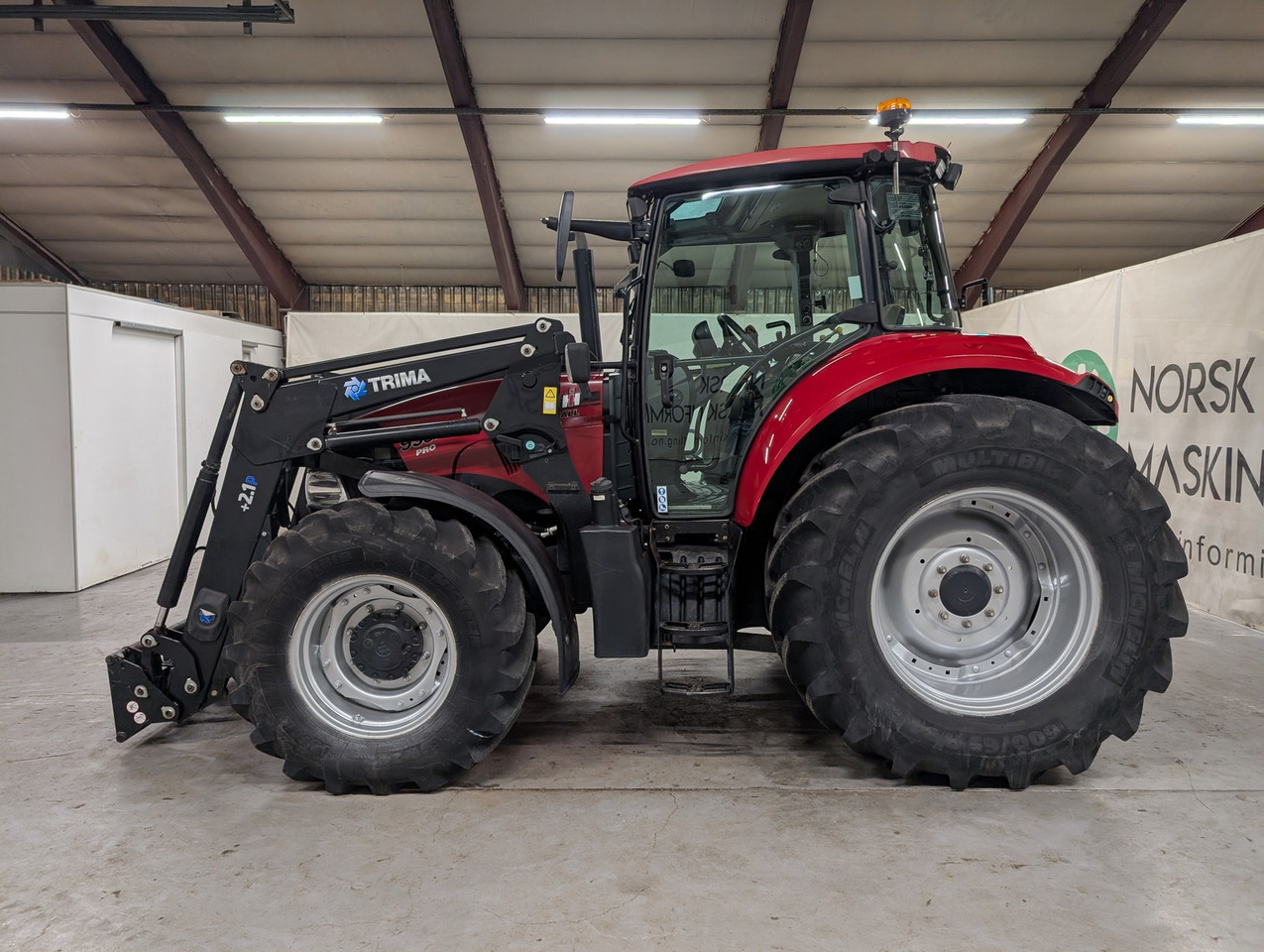CASE IH Farmall 95U PRO #Står i Tromsø - جرار: صورة 2 CASE IH Farmall 95U PRO #Står i Tromsø - جرار: صورة 2