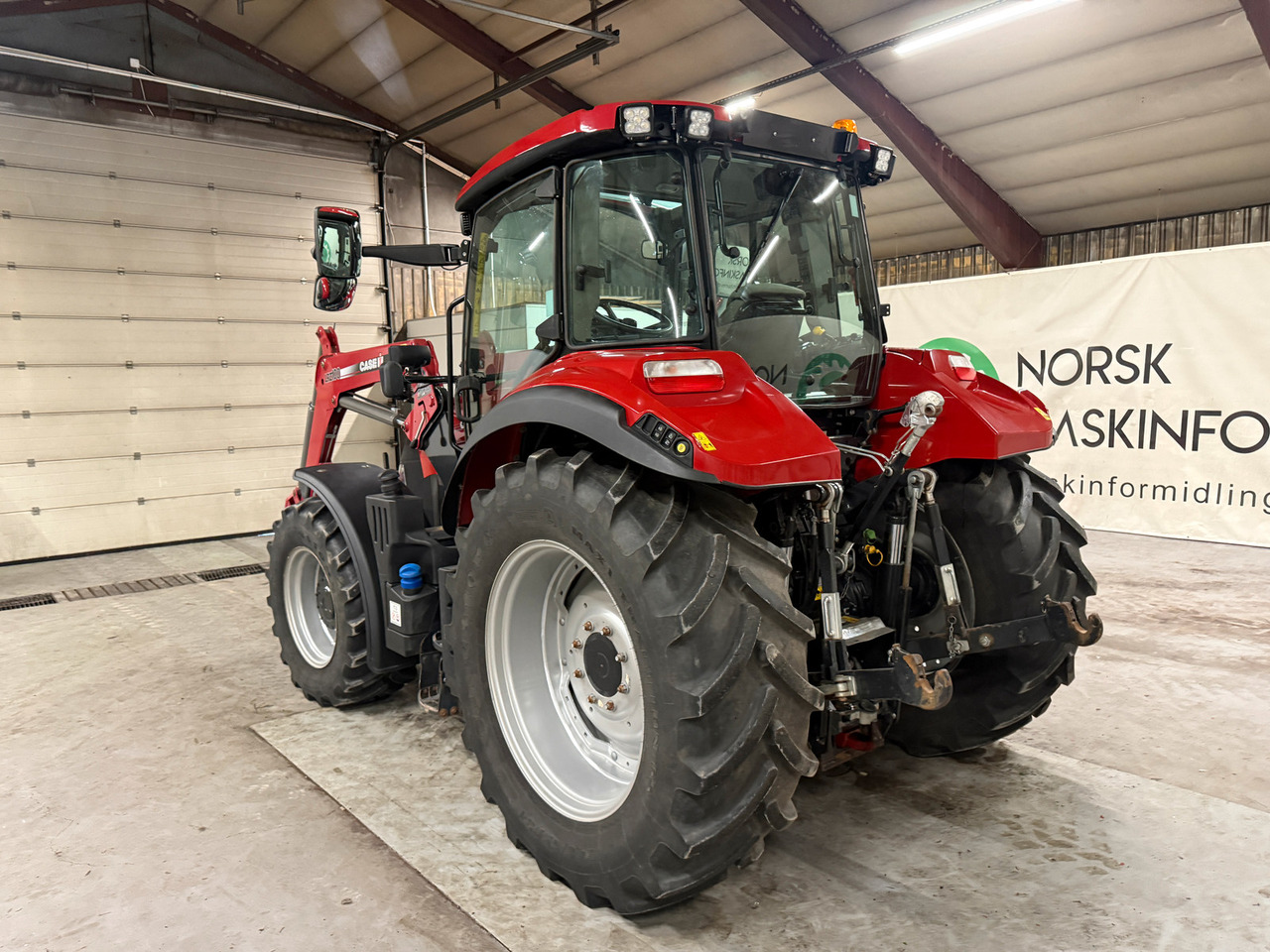 CASE IH Luxxum 120 - جرار: صورة 3 CASE IH Luxxum 120 - جرار: صورة 3
