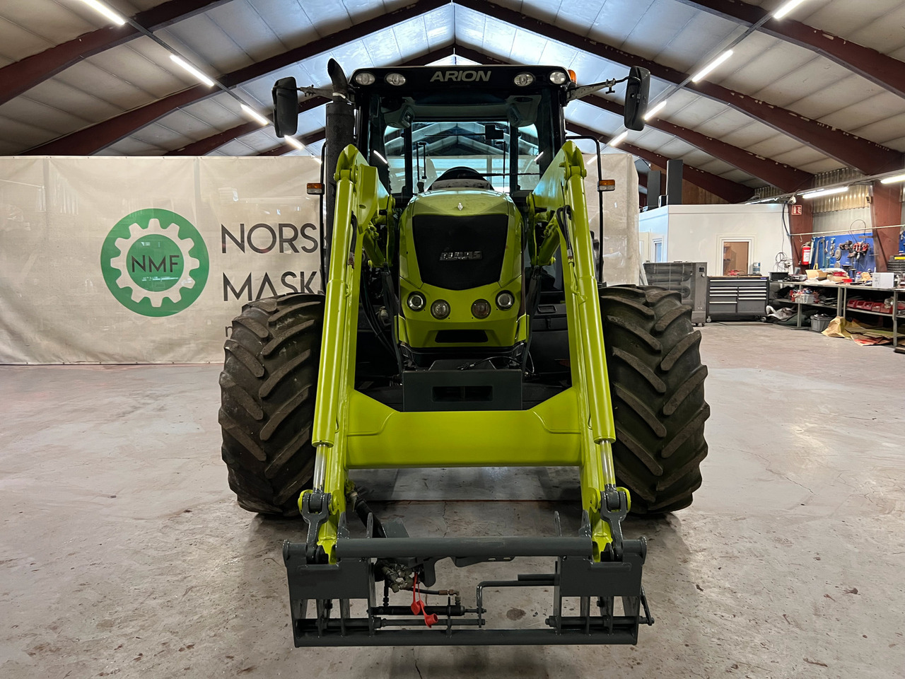 CLAAS Arion 430 - جرار: صورة 3 CLAAS Arion 430 - جرار: صورة 3
