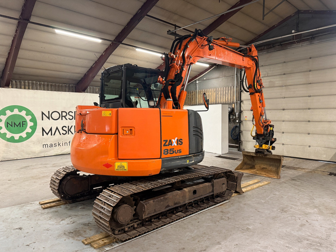 Hitachi ZX85US-5A - حفار زحاف: صورة 5 Hitachi ZX85US-5A - حفار زحاف: صورة 5