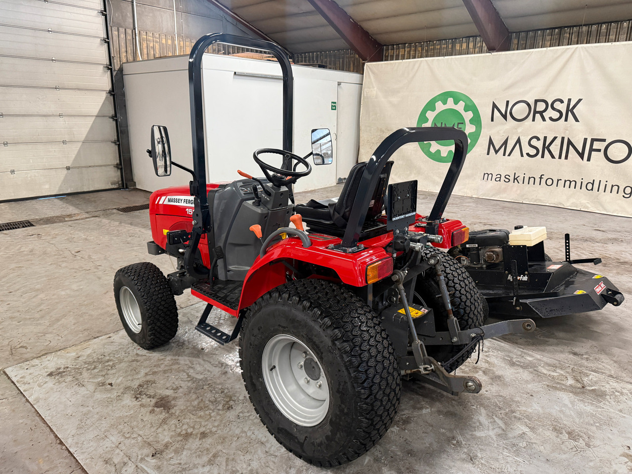 Massey Ferguson 1520 #MVA FRI# - جرار: صورة 2 Massey Ferguson 1520 #MVA FRI# - جرار: صورة 2