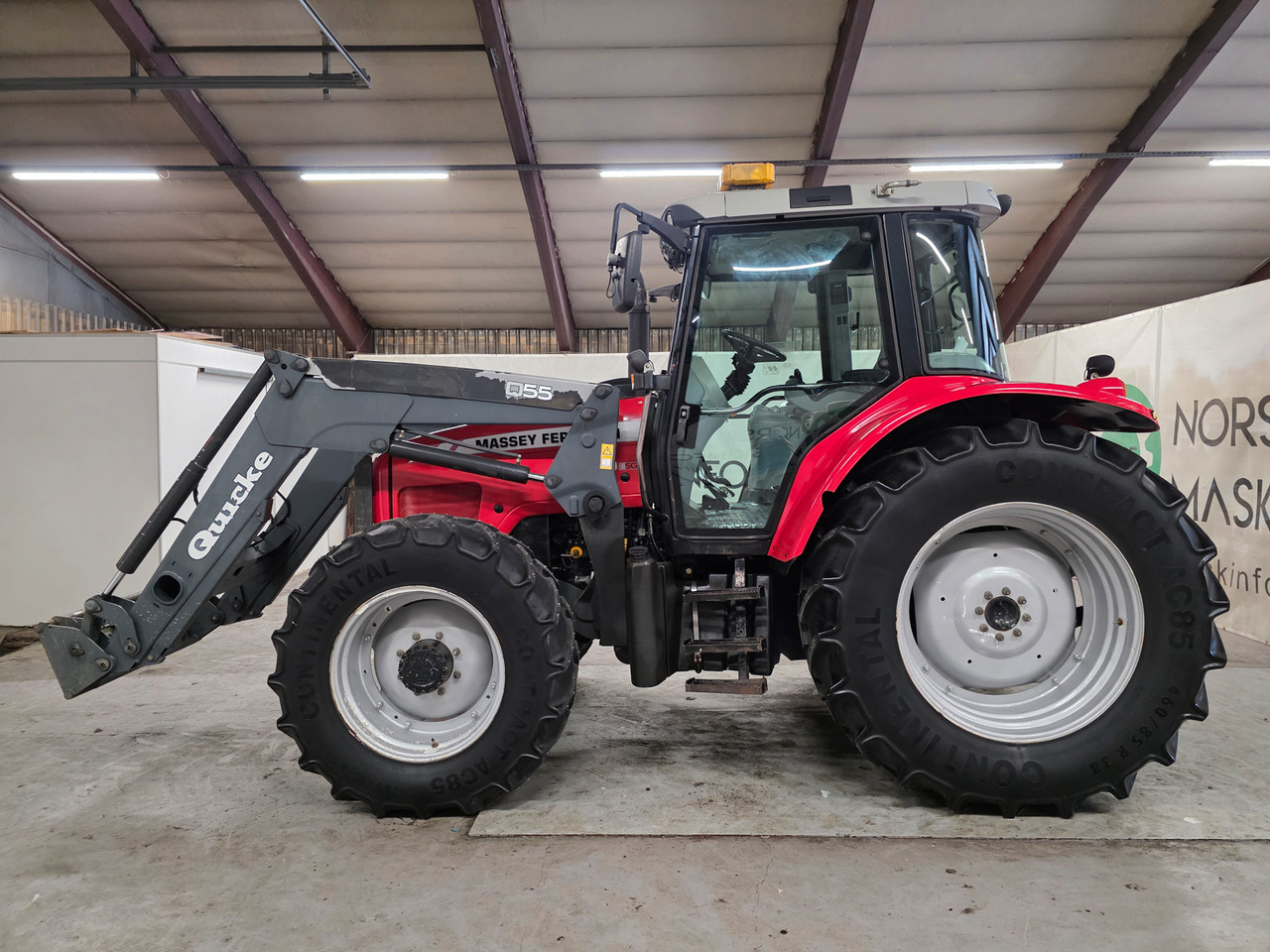 Massey Ferguson 6460 Dyna 6 - جرار: صورة 2 Massey Ferguson 6460 Dyna 6 - جرار: صورة 2