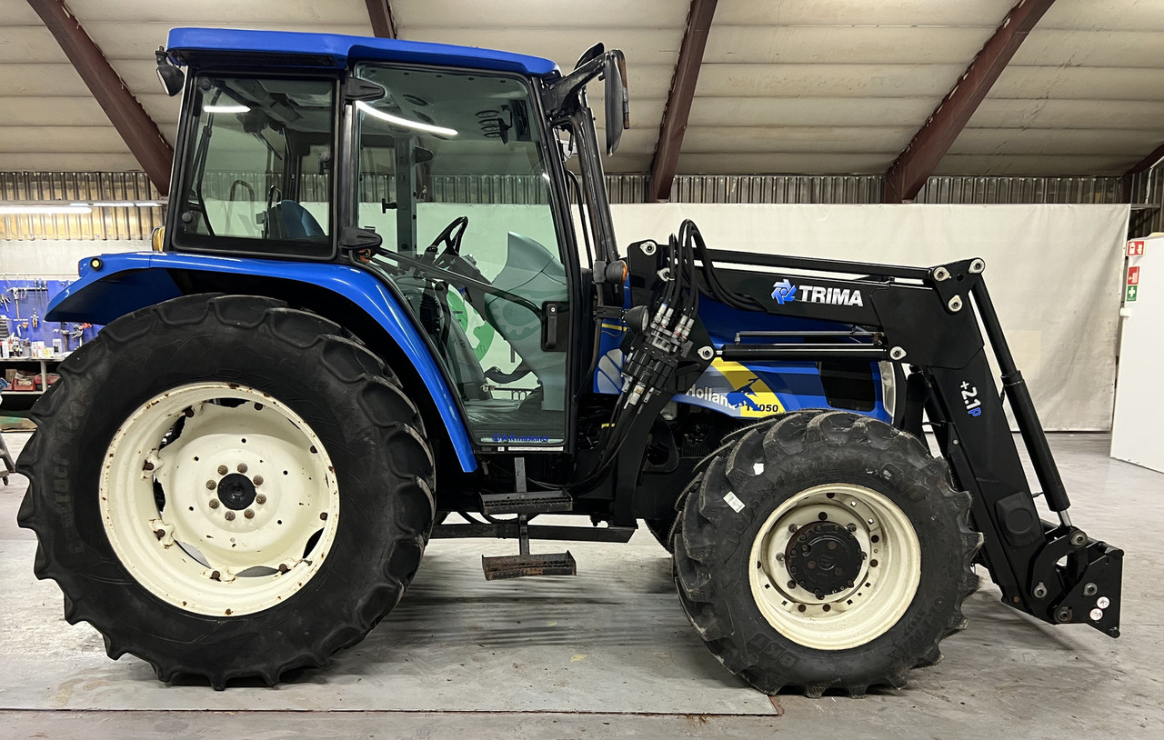 New Holland T 5050 #KUN 3844 Timer# - جرار: صورة 5 New Holland T 5050 #KUN 3844 Timer# - جرار: صورة 5