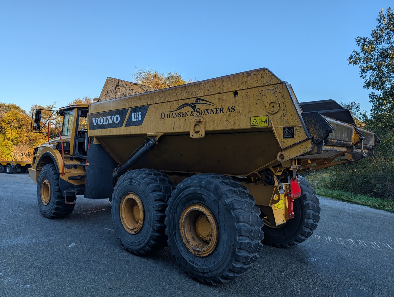 Volvo A25G på hvite skilt - شاحنة قلاب مفصلية: صورة 4 Volvo A25G på hvite skilt - شاحنة قلاب مفصلية: صورة 4
