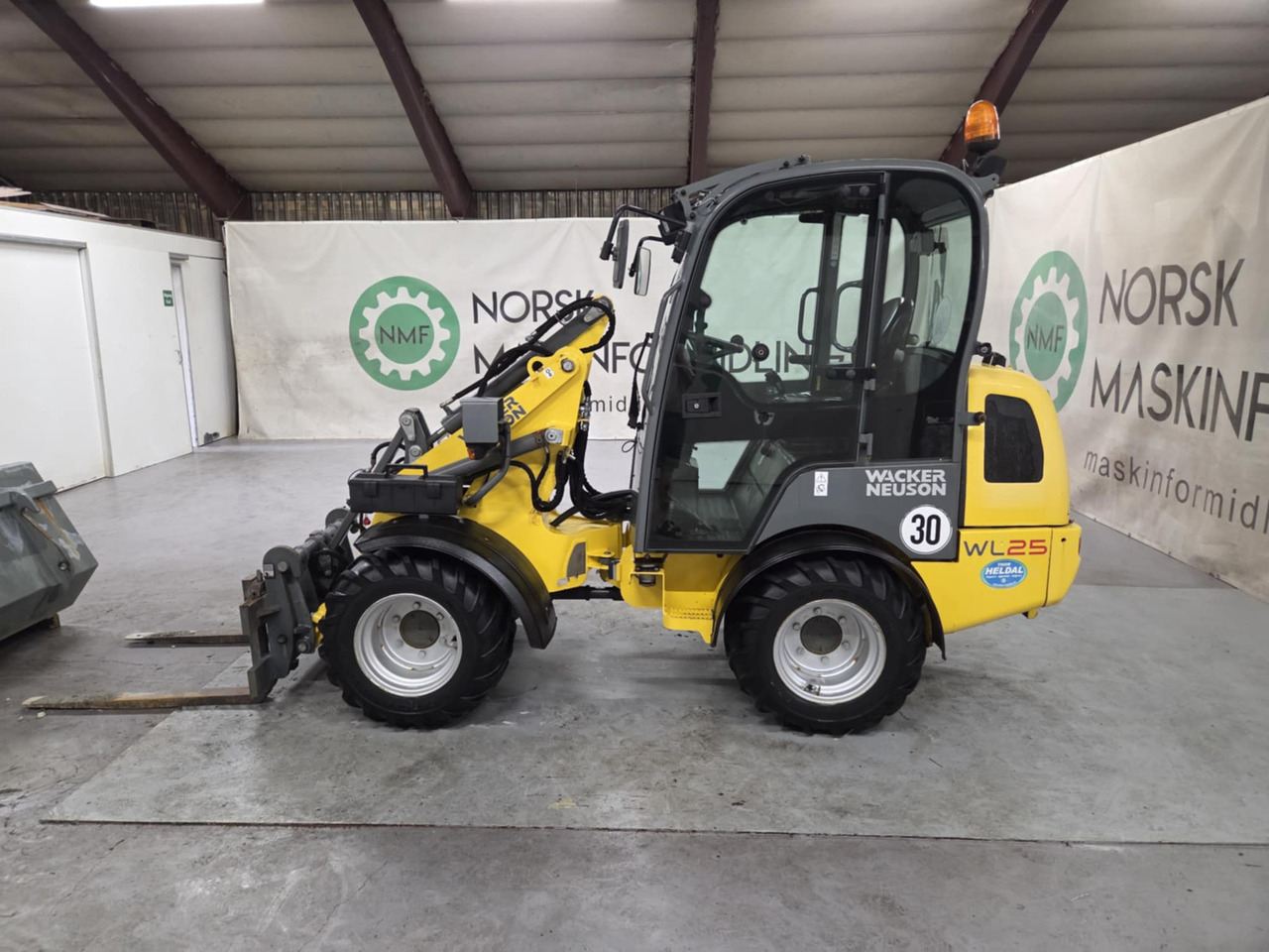Wacker Neuson WL25 - اللودر بعجل: صورة 3 Wacker Neuson WL25 - اللودر بعجل: صورة 3