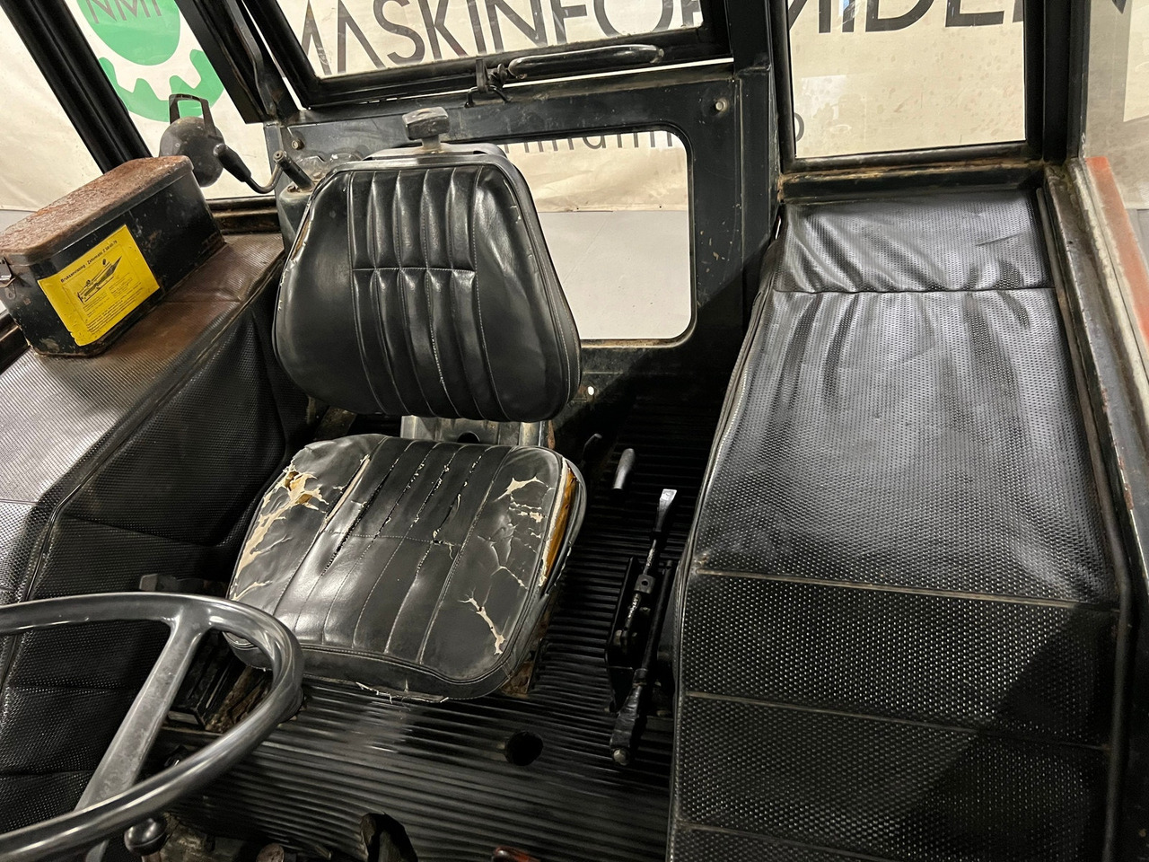 جرار Zetor 7045 (Redusert moms): صورة 16