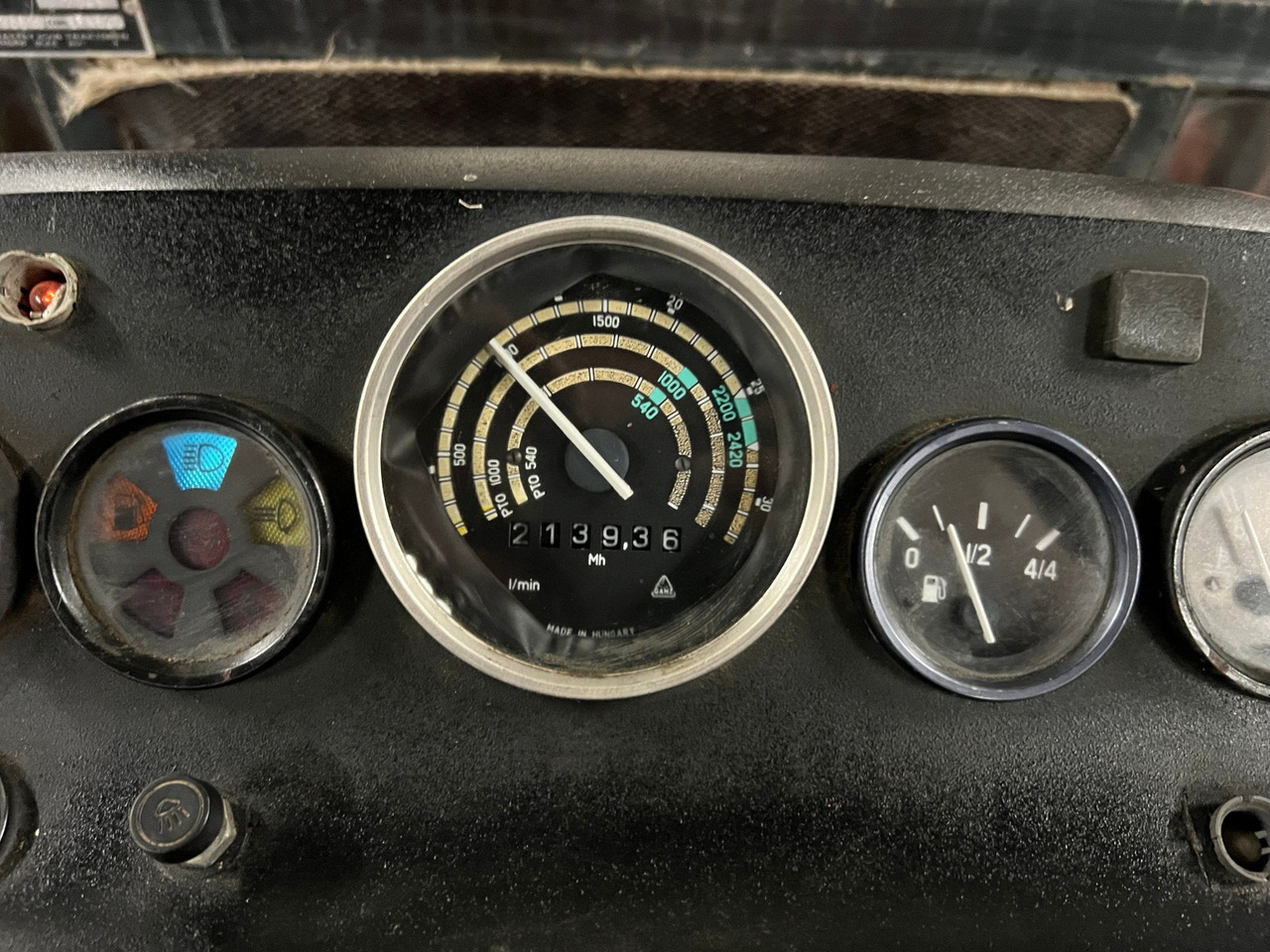 جرار Zetor 7045 (Redusert moms): صورة 20