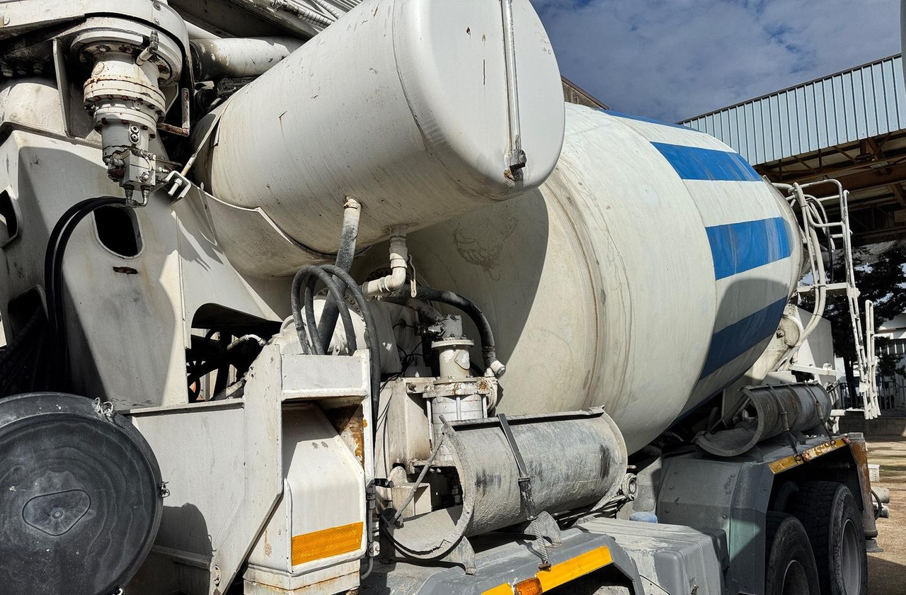 Betonpompa CIFA ASTRA HD84.38 - 2003 - مضخة خرسانة: صورة 5 Betonpompa CIFA ASTRA HD84.38 - 2003 - مضخة خرسانة: صورة 5