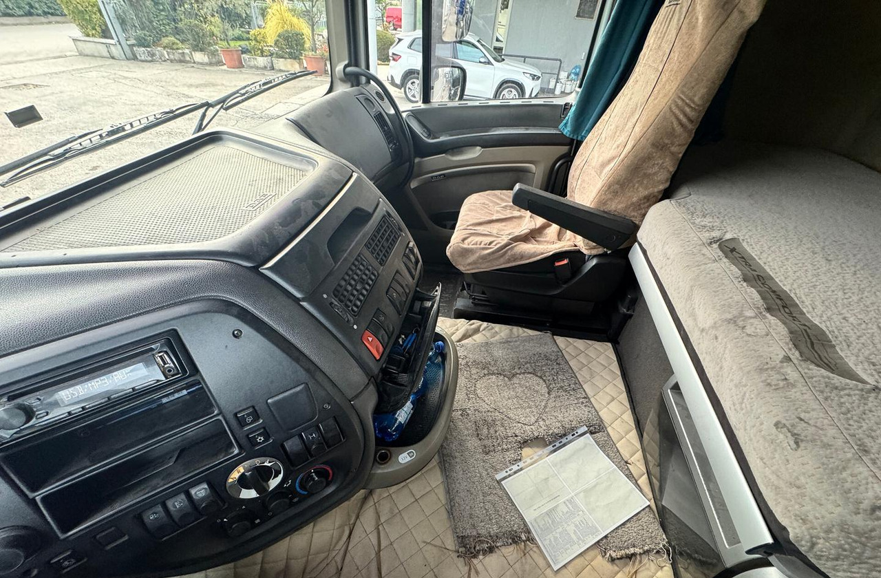 DAF XF 105.460 - 2010 - AUTOMATICO - وحدة جر: صورة 3 DAF XF 105.460 - 2010 - AUTOMATICO - وحدة جر: صورة 3