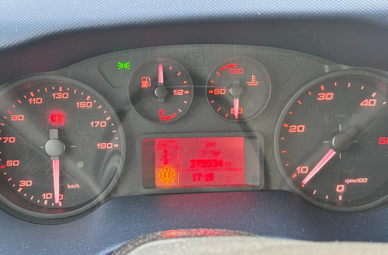 IVECO DAILY 35S16 - FRIGO - 2019 - شاحنة مُبرّدة للتوصيل: صورة 5 IVECO DAILY 35S16 - FRIGO - 2019 - شاحنة مُبرّدة للتوصيل: صورة 5