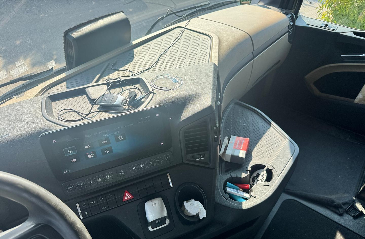 Mercedes Benz Actros 1848 - 2020 - وحدة جر: صورة 5 Mercedes Benz Actros 1848 - 2020 - وحدة جر: صورة 5