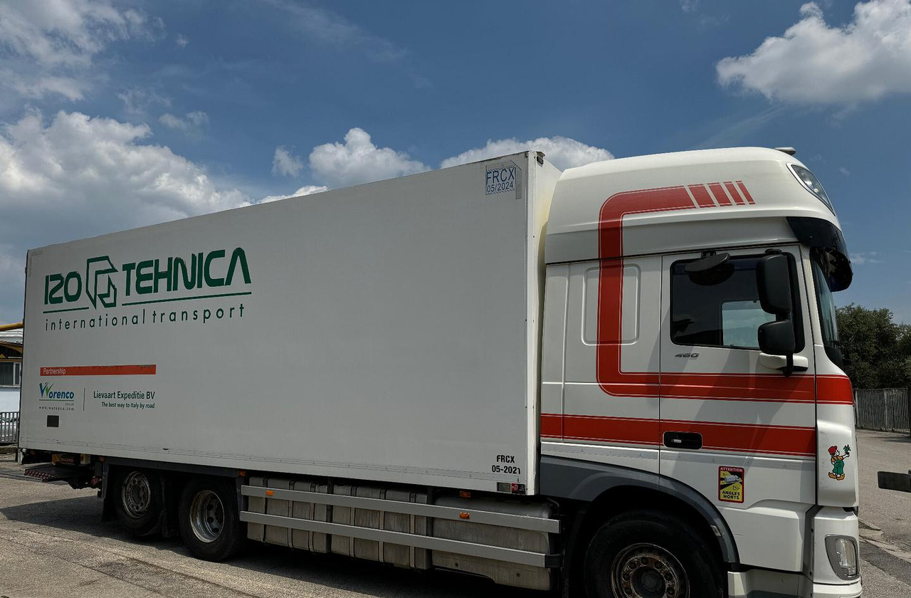 Motrice frigo DAF XF 105.460 con Sponda - آليات: صورة 3 Motrice frigo DAF XF 105.460 con Sponda - آليات: صورة 3