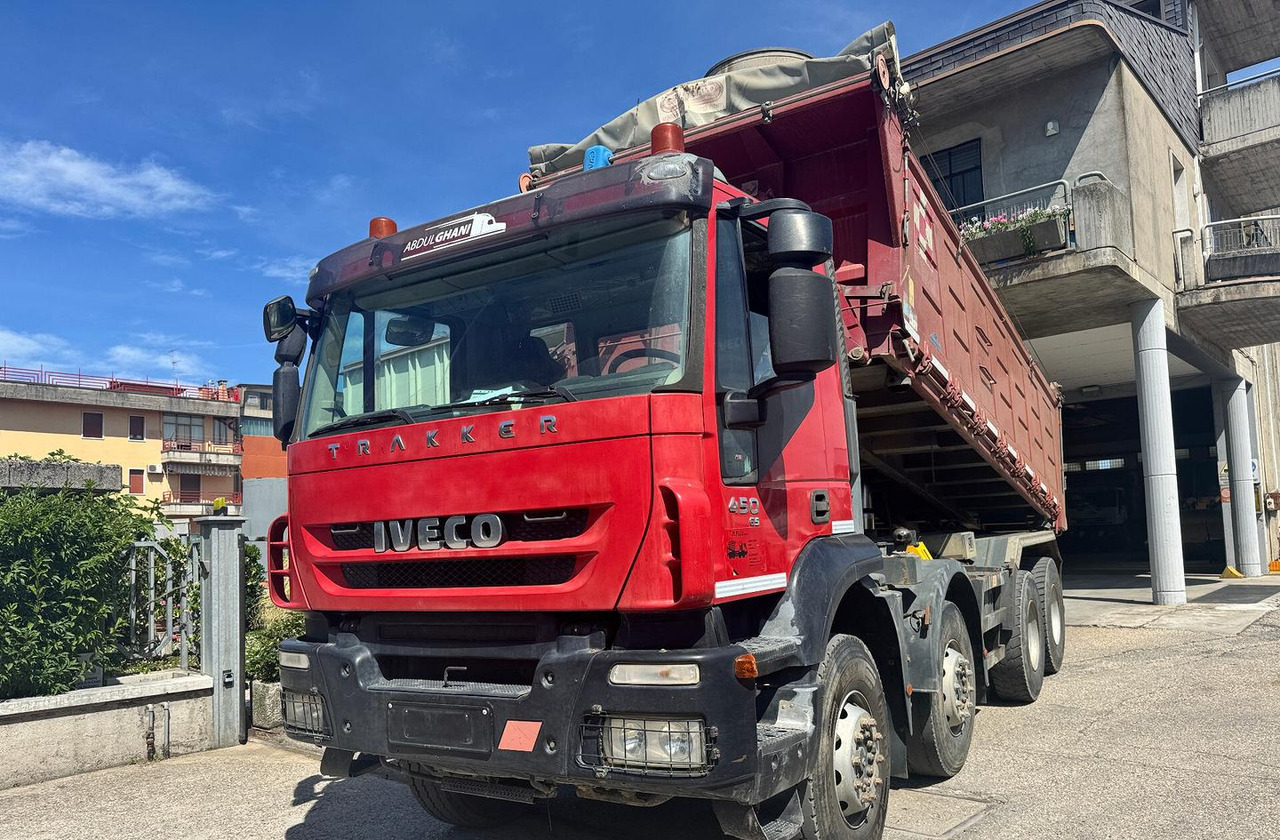 Ribaltabile Iveco Trakker 450 8X4 - شاحنة قلاب: صورة 1 Ribaltabile Iveco Trakker 450 8X4 - شاحنة قلاب: صورة 1
