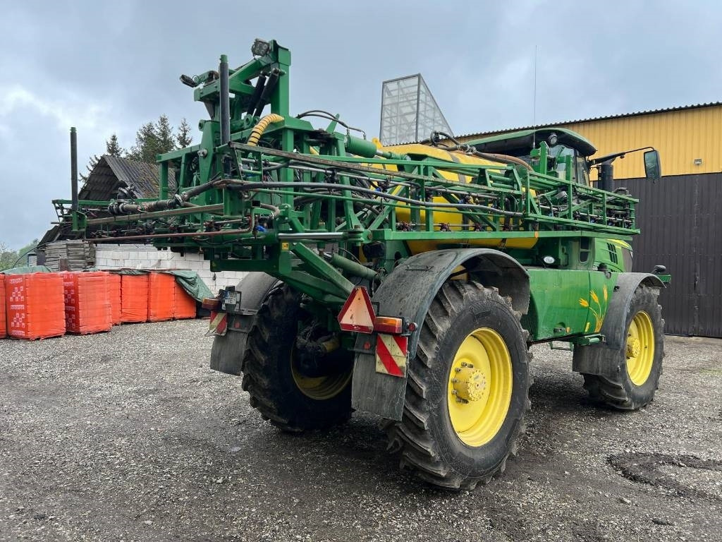 John Deere R4040i - بخاخ ذاتية الدفع: صورة 3 John Deere R4040i - بخاخ ذاتية الدفع: صورة 3