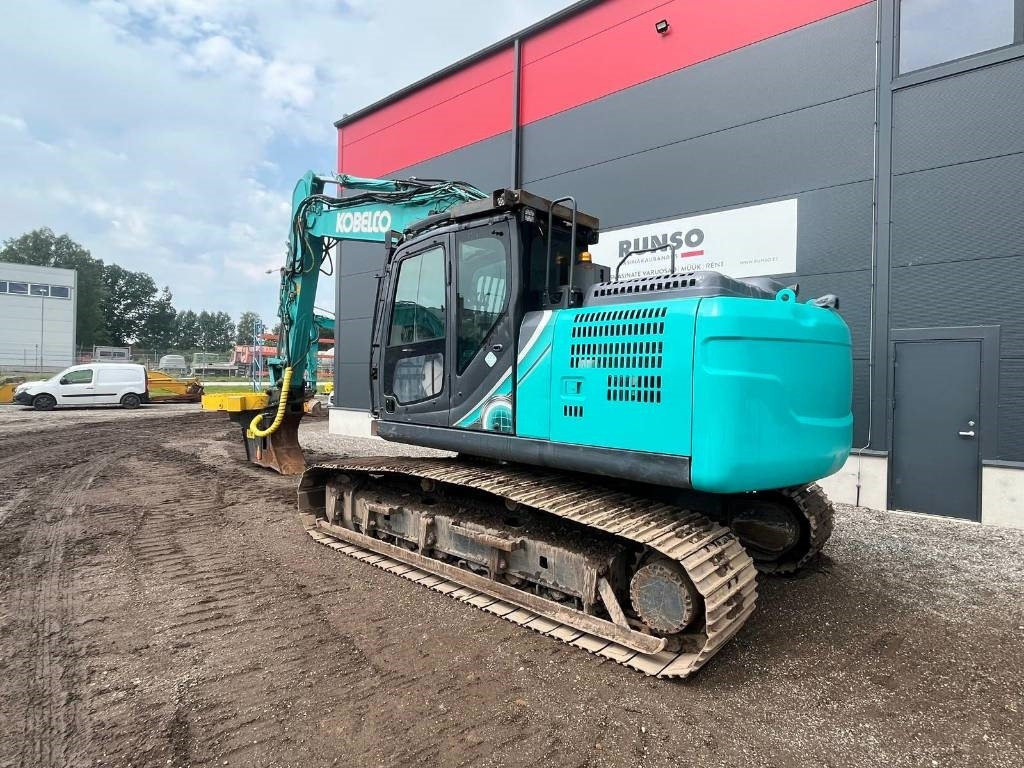 Kobelco SK180LC-10 - حفار زحاف: صورة 3 Kobelco SK180LC-10 - حفار زحاف: صورة 3