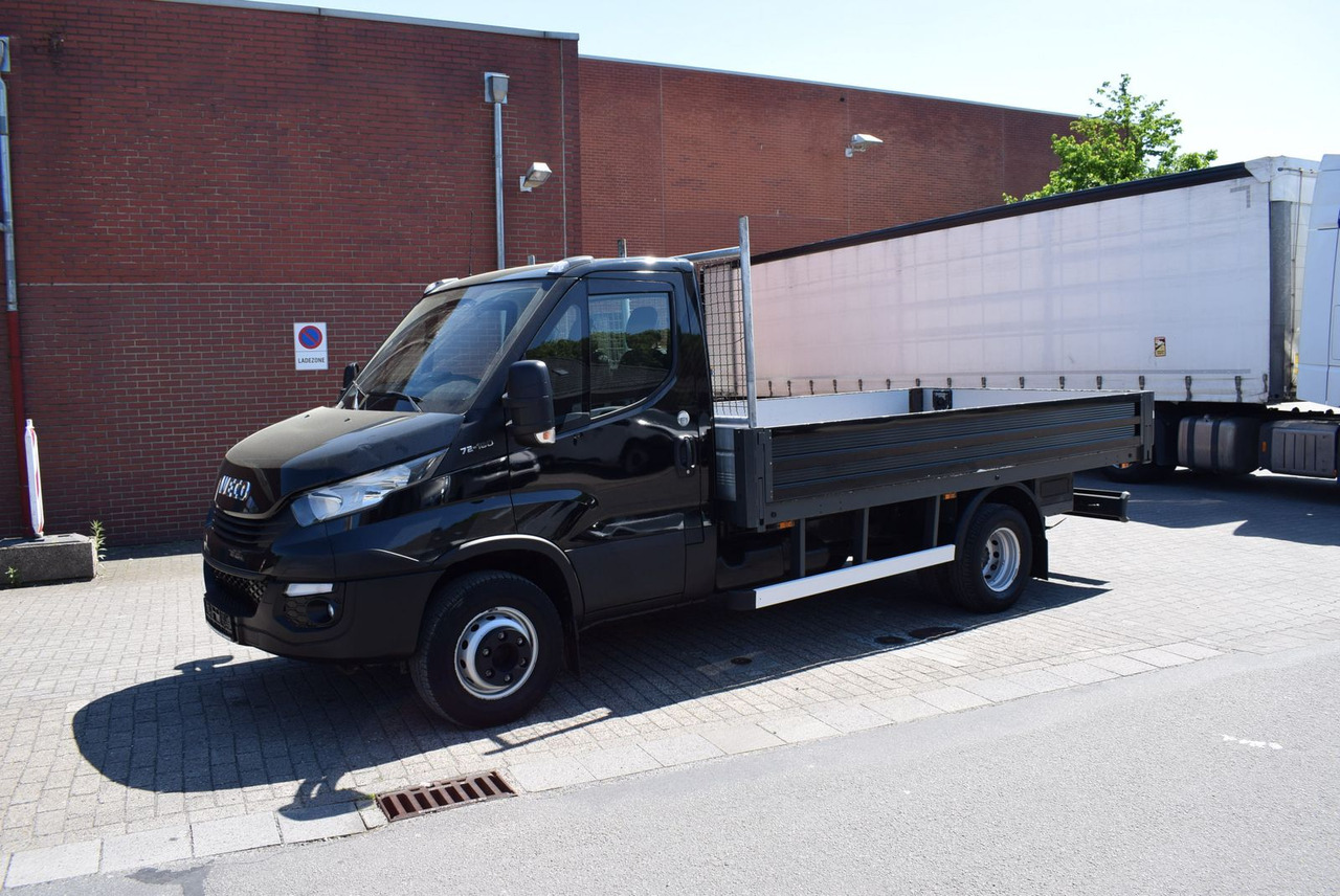 Iveco Daily 72 C 18 Pritsche Automatik Standheizung - شاحنة مفتوحة: صورة 3 Iveco Daily 72 C 18 Pritsche Automatik Standheizung - شاحنة مفتوحة: صورة 3