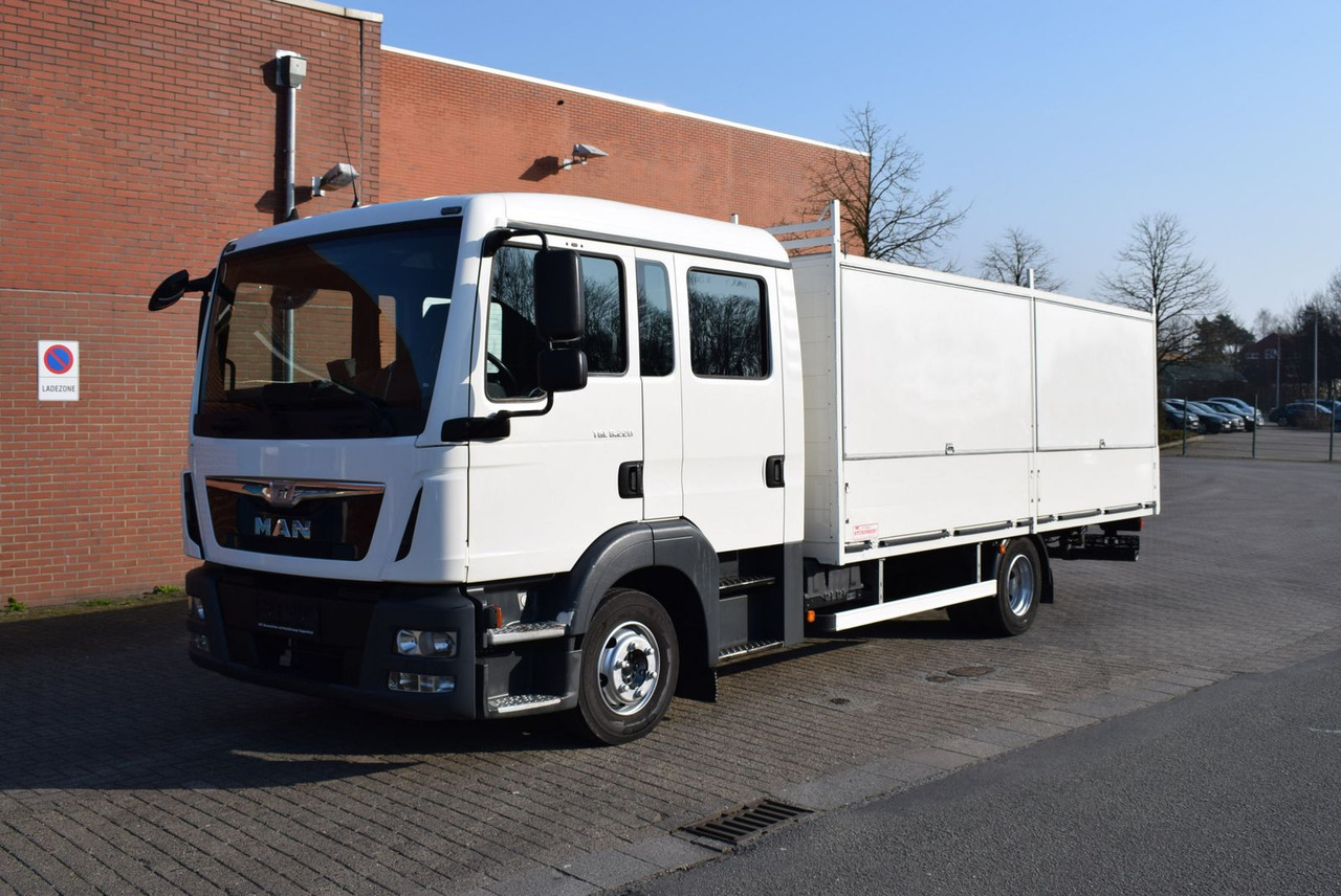 MAN TGL 8.220 DOKA 6-Sitzer 2X AHK Klima - شاحنة مفتوحة, الشاحنات الصغيرة كابينة مزدوجة: صورة 1 MAN TGL 8.220 DOKA 6-Sitzer 2X AHK Klima - شاحنة مفتوحة, الشاحنات الصغيرة كابينة مزدوجة: صورة 1