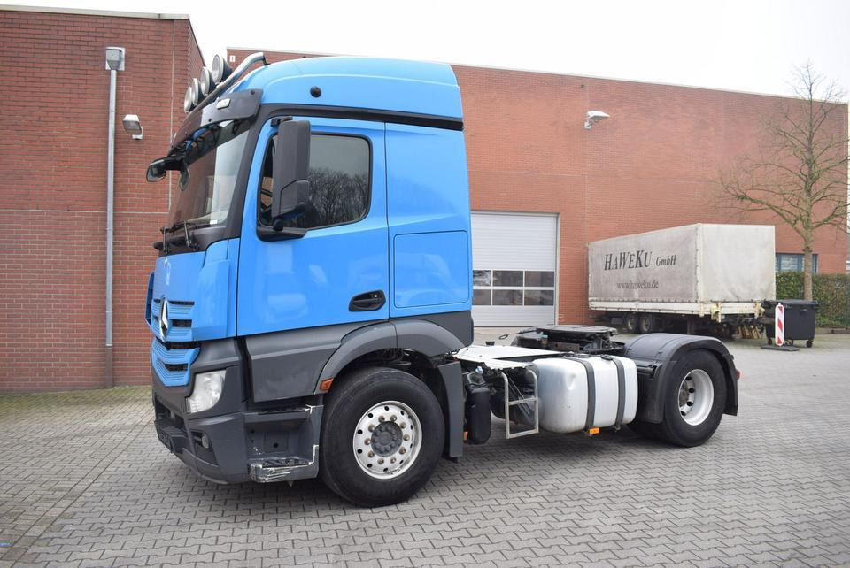 Mercedes-Benz Actros 1843 Stream Space Kipphydraulik Klima - وحدة جر: صورة 3 Mercedes-Benz Actros 1843 Stream Space Kipphydraulik Klima - وحدة جر: صورة 3