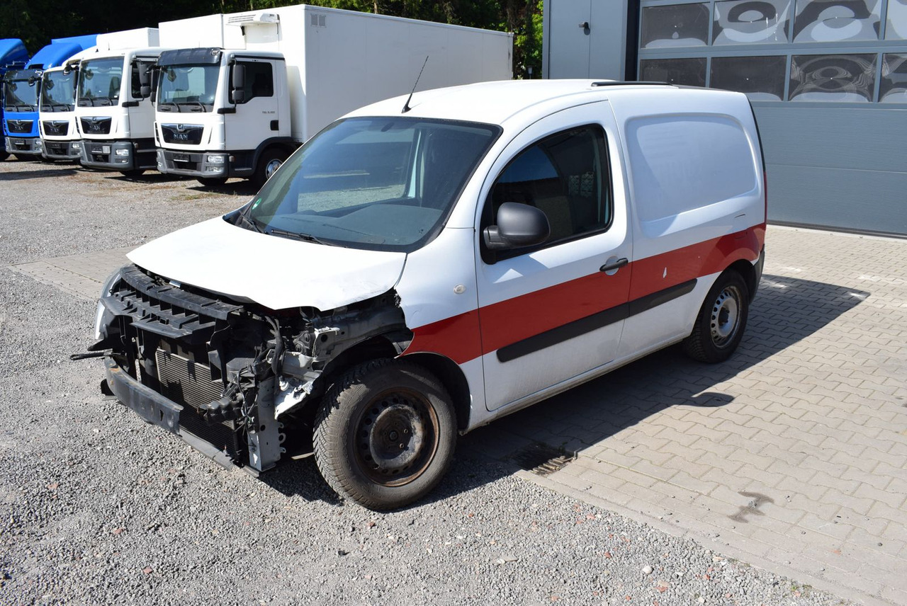Mercedes-Benz Citan 109 CDI lang Klima AHK Regale UNFALL - فان المدمجة: صورة 4 Mercedes-Benz Citan 109 CDI lang Klima AHK Regale UNFALL - فان المدمجة: صورة 4
