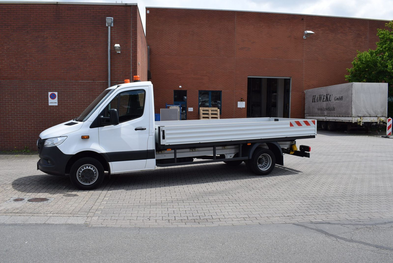 Mercedes-Benz Sprinter 514 Pritsche 4,30mAutomatik AHK 3,5 - شاحنة مفتوحة: صورة 1 Mercedes-Benz Sprinter 514 Pritsche 4,30mAutomatik AHK 3,5 - شاحنة مفتوحة: صورة 1