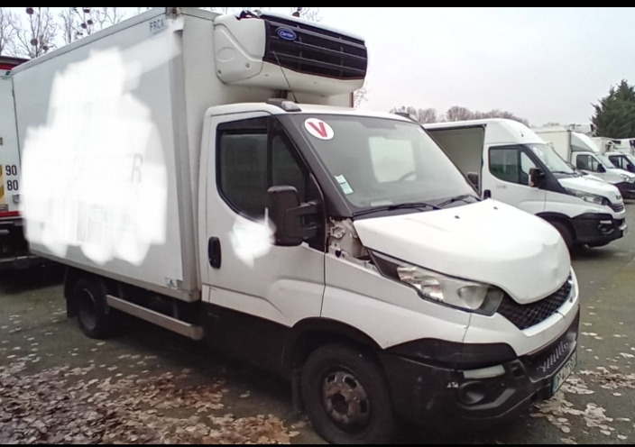 IVECO DAILY 35C13 CHŁODNIA NR 834 - شاحنة مُبرّدة للتوصيل: صورة 1 IVECO DAILY 35C13 CHŁODNIA NR 834 - شاحنة مُبرّدة للتوصيل: صورة 1