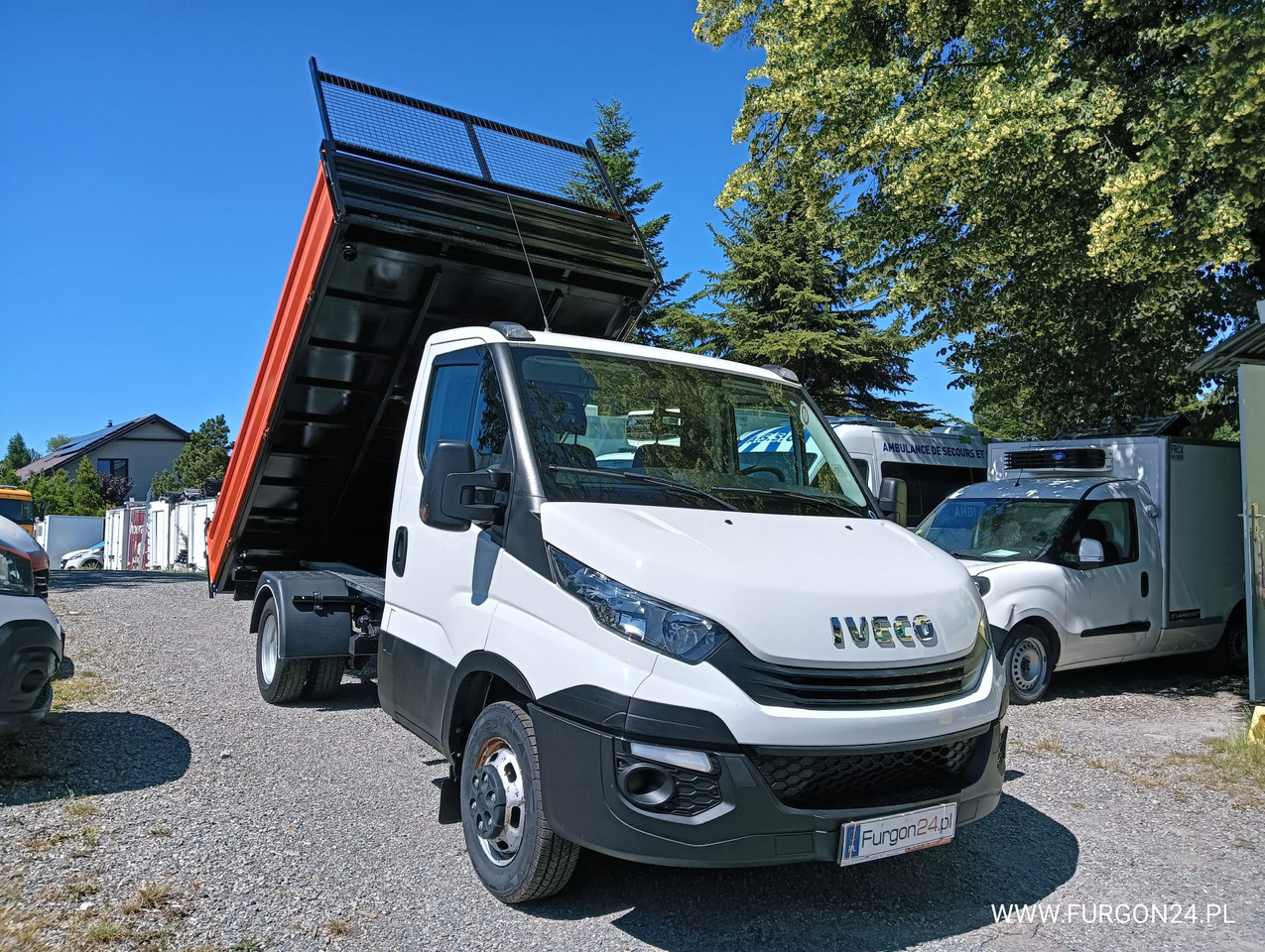 IVECO DAILY 35C14 WYWROTKA KIPER Z NAJAZDAMI NR 841 - قلاب صغير: صورة 3 IVECO DAILY 35C14 WYWROTKA KIPER Z NAJAZDAMI NR 841 - قلاب صغير: صورة 3