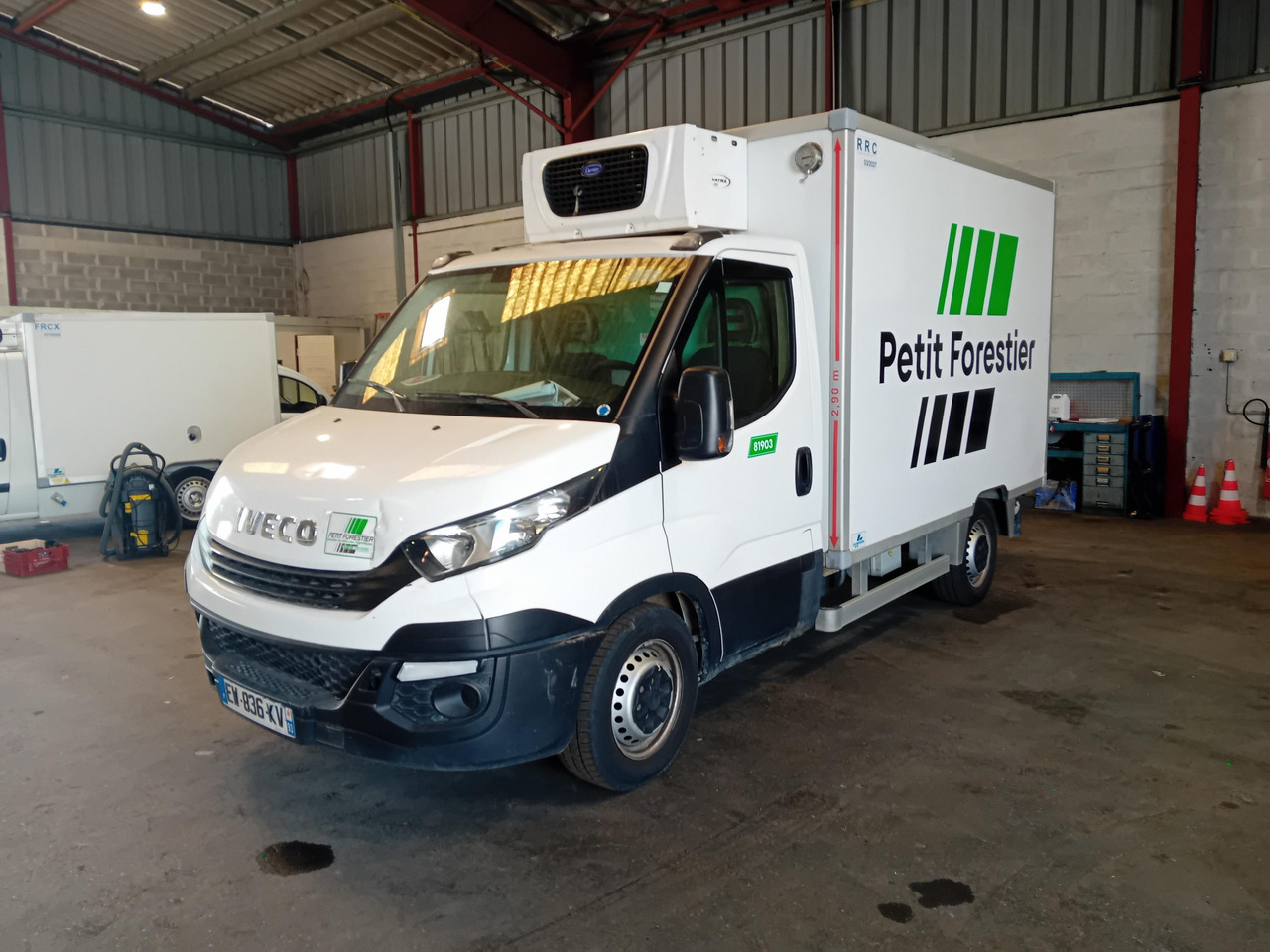 IVECO DAILY 35S12 KONTENER CHŁODNIA MROŹNIA NR 875 - شاحنة مُبرّدة للتوصيل: صورة 1 IVECO DAILY 35S12 KONTENER CHŁODNIA MROŹNIA NR 875 - شاحنة مُبرّدة للتوصيل: صورة 1
