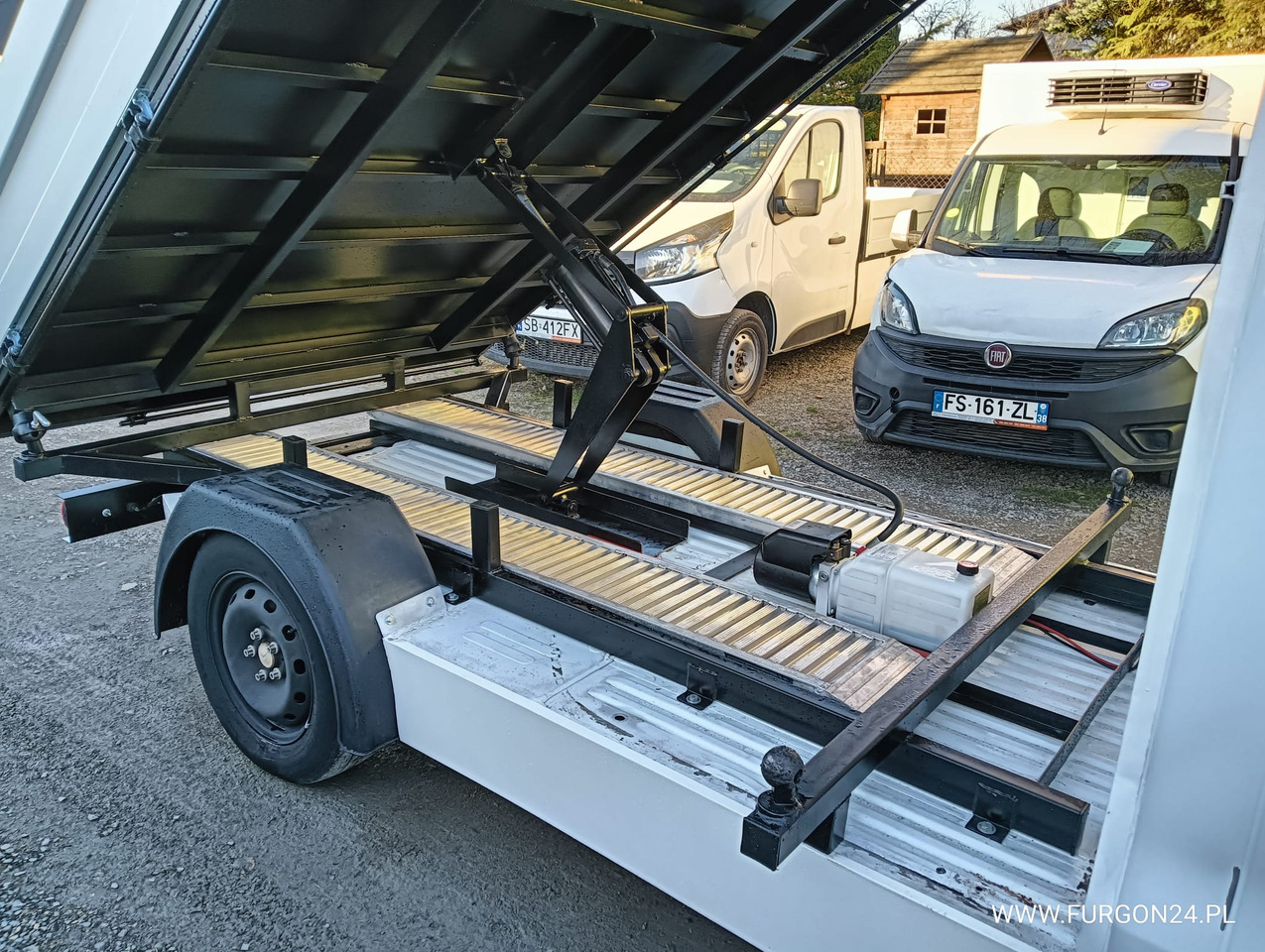 OPEL VIVARO WYWROTKA KIPER Z NAJAZDAMI NR 632 - قلاب صغير: صورة 4 OPEL VIVARO WYWROTKA KIPER Z NAJAZDAMI NR 632 - قلاب صغير: صورة 4