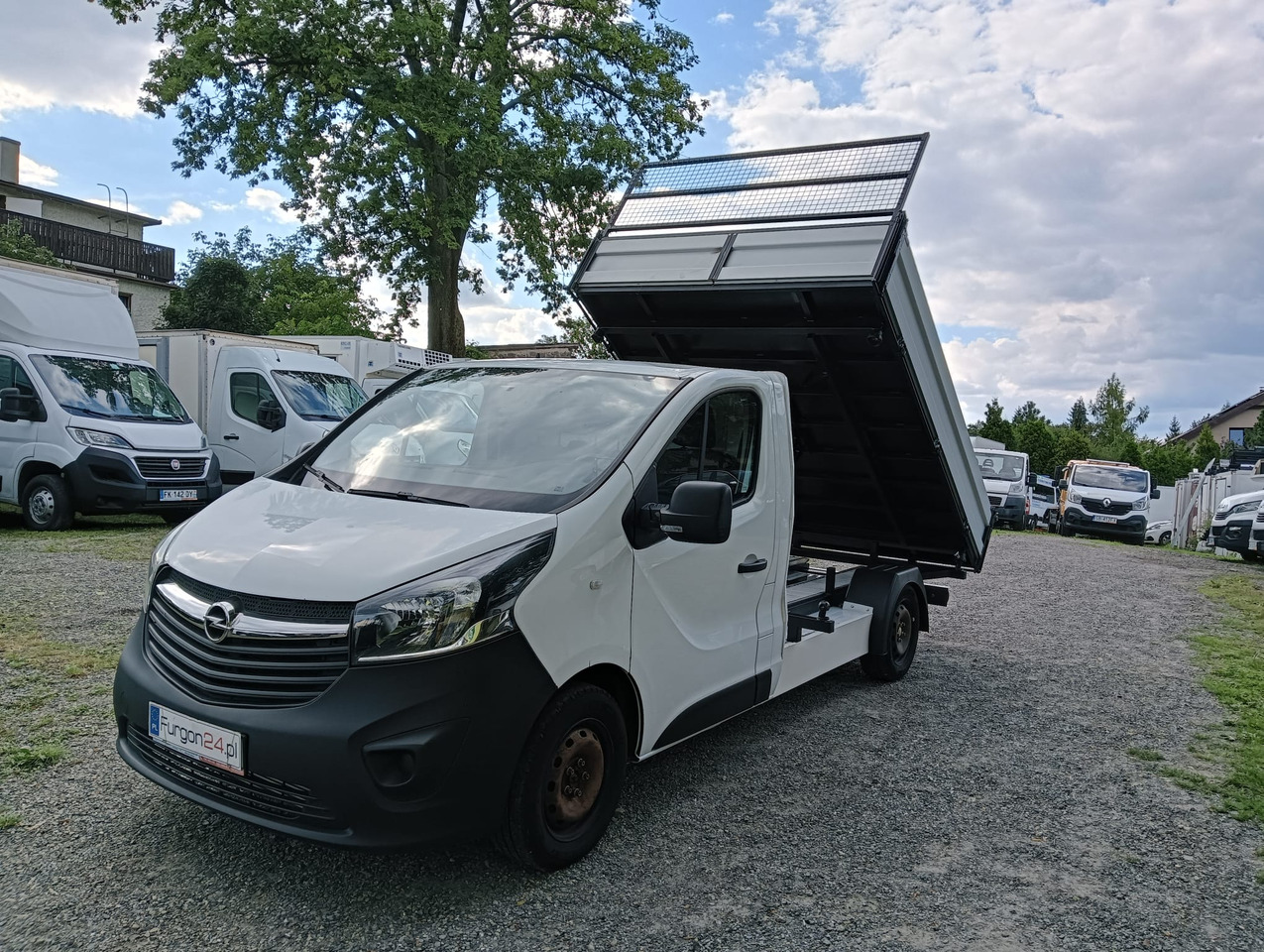 OPEL VIVARO WYWROTKA KIPER Z NAJAZDAMI NR 870 - قلاب صغير: صورة 1 OPEL VIVARO WYWROTKA KIPER Z NAJAZDAMI NR 870 - قلاب صغير: صورة 1