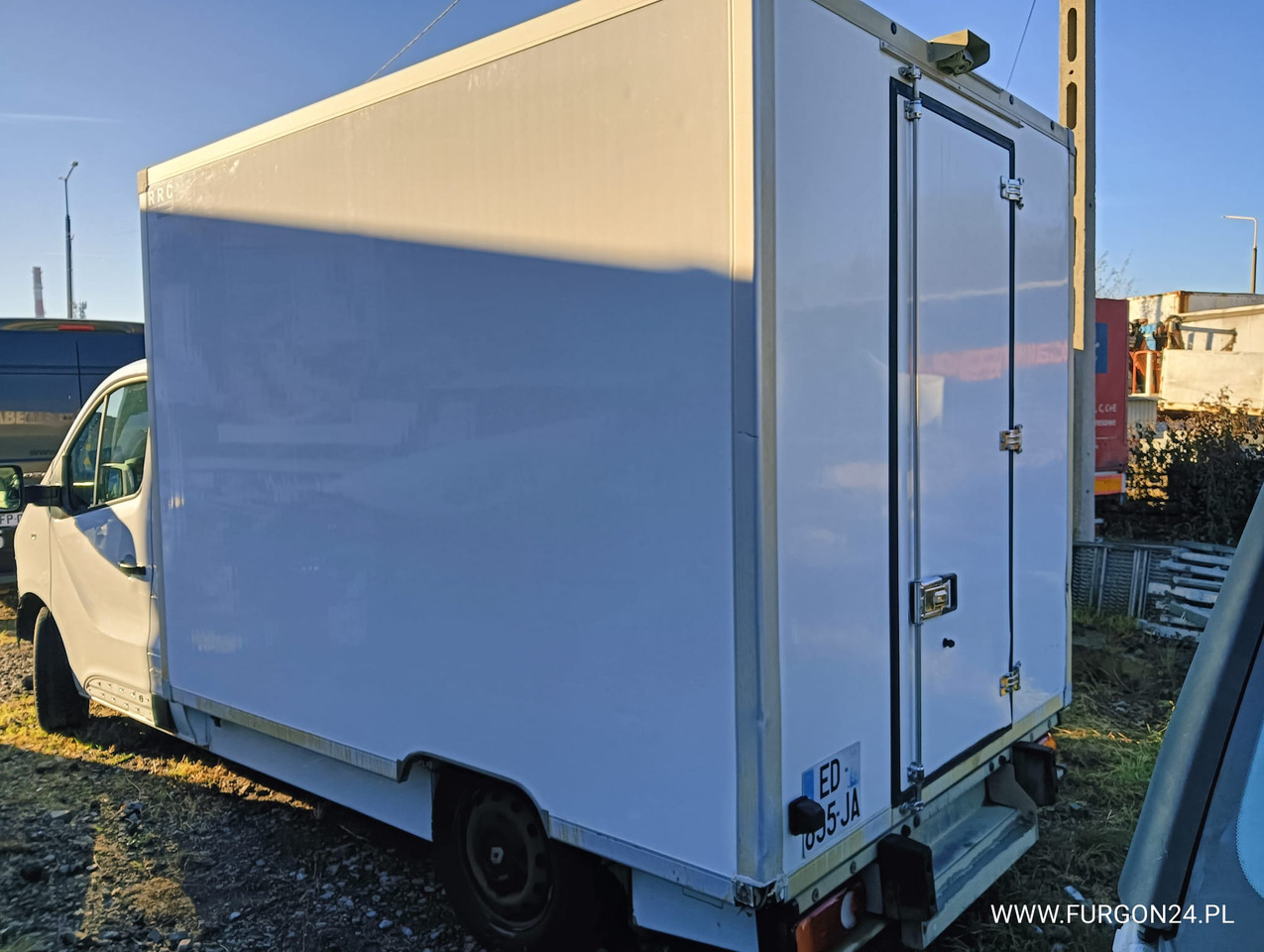 RENAULT TRAFIC KONTENER CHŁODNIA MROŹNIA NR 794 BRAK CG - شاحنة مُبرّدة للتوصيل: صورة 4 RENAULT TRAFIC KONTENER CHŁODNIA MROŹNIA NR 794 BRAK CG - شاحنة مُبرّدة للتوصيل: صورة 4
