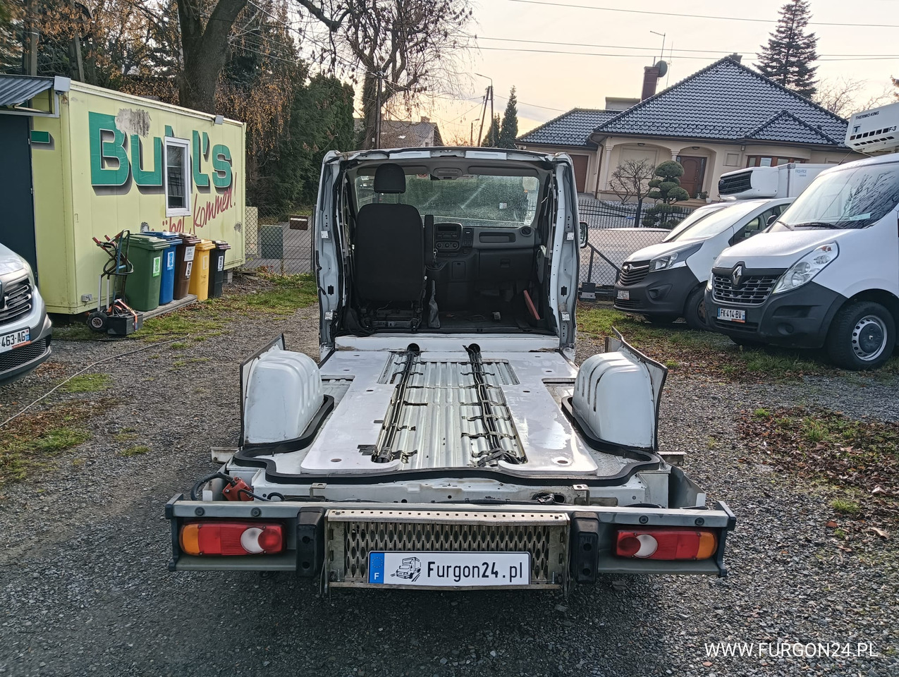 RENAULT TRAFIC PLATFORMA DO ZABUDOWY NR 869 - شاحنة التوصيل: صورة 5 RENAULT TRAFIC PLATFORMA DO ZABUDOWY NR 869 - شاحنة التوصيل: صورة 5