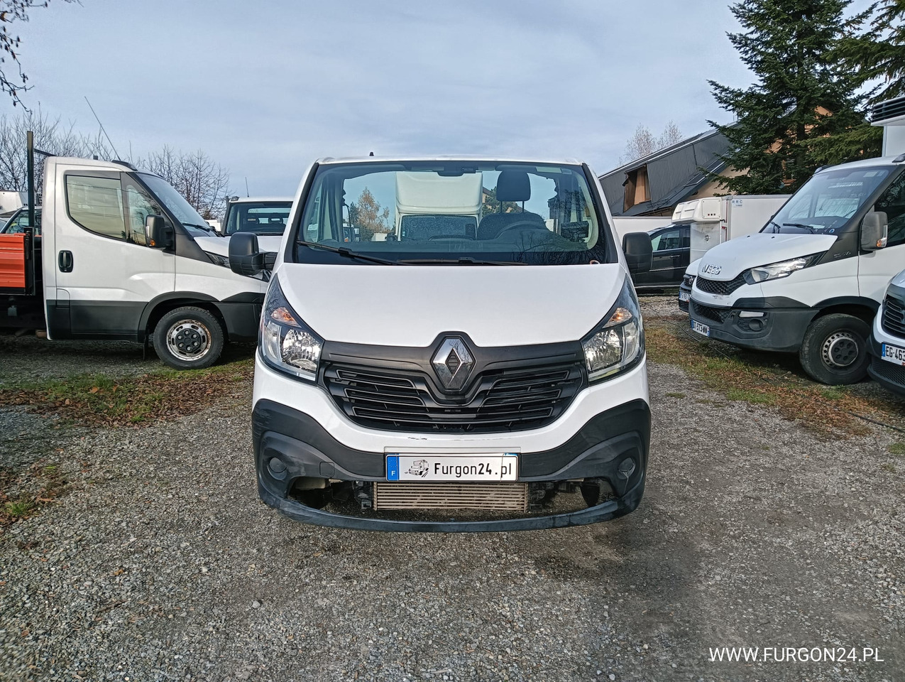 RENAULT TRAFIC PLATFORMA DO ZABUDOWY NR 869 - شاحنة التوصيل: صورة 2 RENAULT TRAFIC PLATFORMA DO ZABUDOWY NR 869 - شاحنة التوصيل: صورة 2